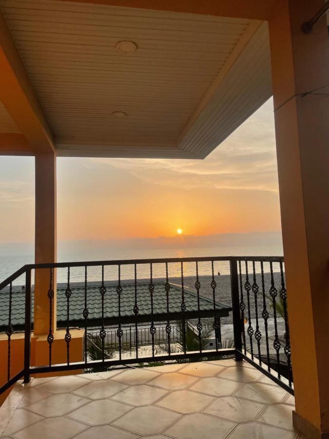 Kvariati Palma Hotel Ngoại thất bức ảnh