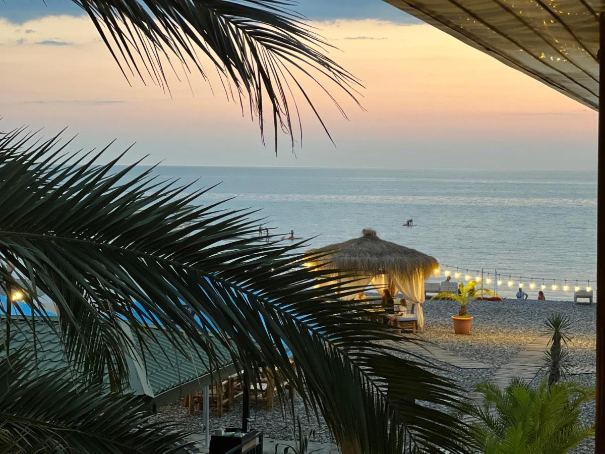 Kvariati Palma Hotel Ngoại thất bức ảnh