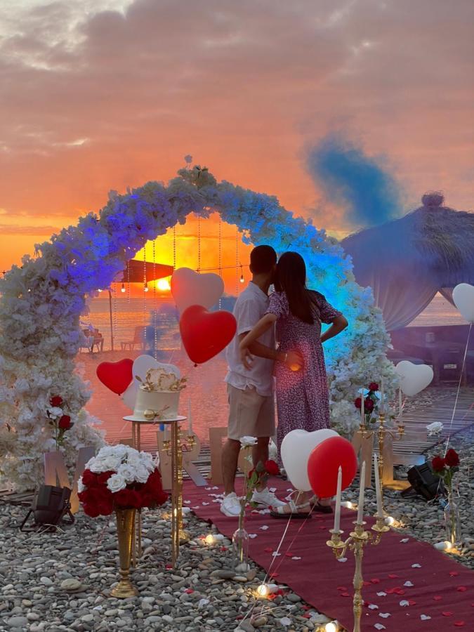 Kvariati Palma Hotel Ngoại thất bức ảnh